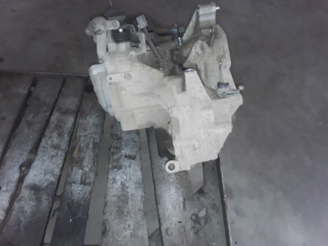 bontott SUZUKI WAGON R PLUS Váltó (Mechanikus)