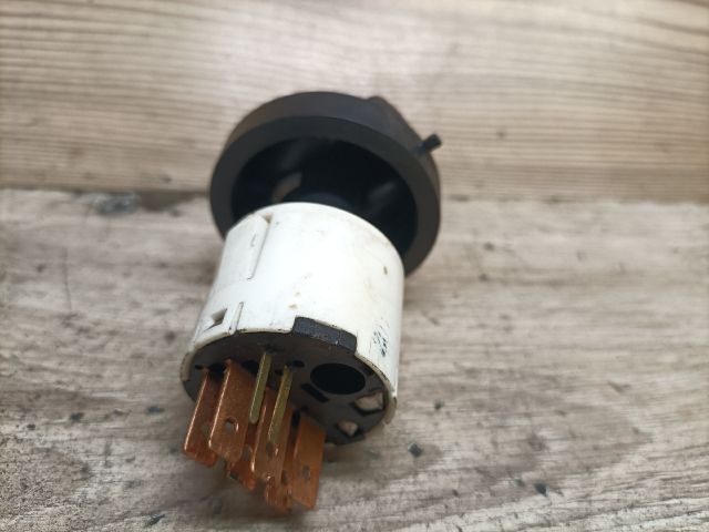 bontott SUZUKI WAGON R PLUS Ablakfűtés Kapcsoló