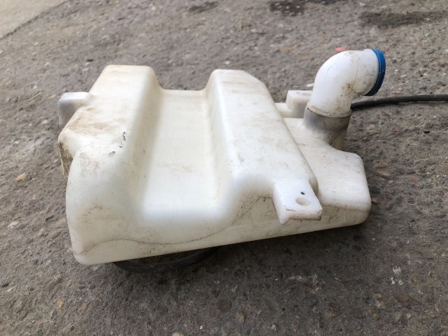 bontott SUZUKI WAGON R PLUS Ablakmosó Tartály