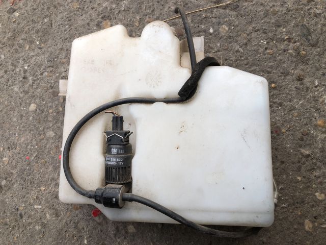 bontott SUZUKI WAGON R PLUS Ablakmosó Tartály