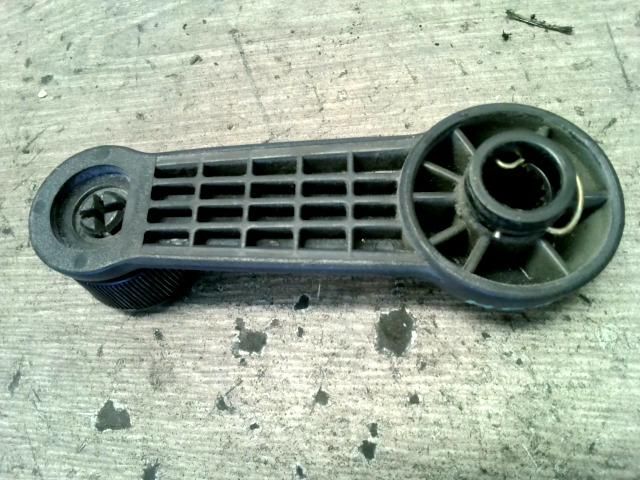 bontott SUZUKI WAGON R PLUS Ablaktekerő Kar (Pozíciófüggetlen)