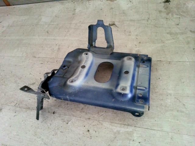 bontott SUZUKI WAGON R PLUS Akkumulátor Tartó