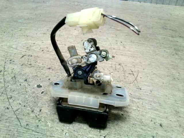 bontott SUZUKI WAGON R PLUS Bal Csomagtérajtó Zárszerkezet