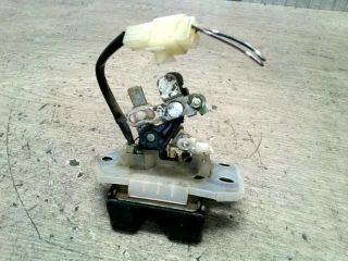 bontott SUZUKI WAGON R PLUS Bal Csomagtérajtó Zárszerkezet