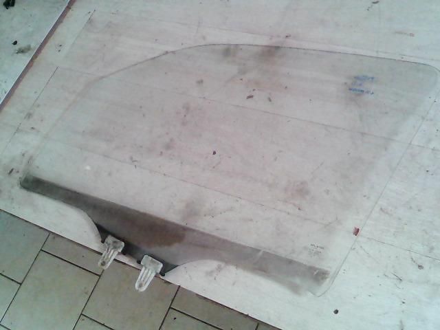 bontott SUZUKI WAGON R PLUS Bal első Ablak