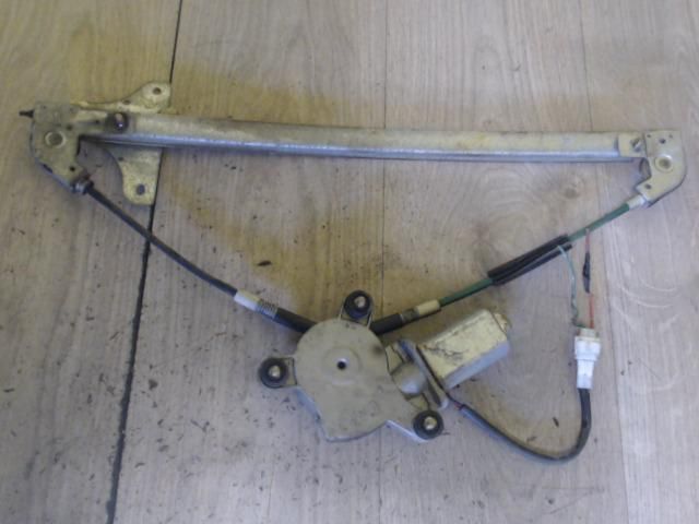 bontott SUZUKI WAGON R PLUS Bal első Ablakemelő Szerkezet (Elektromos)