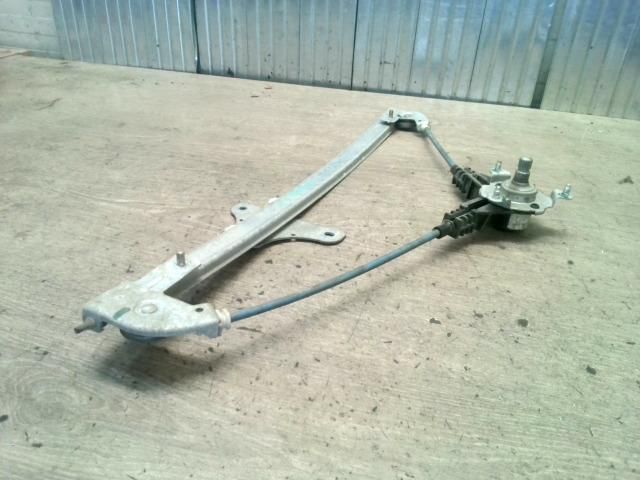 bontott SUZUKI WAGON R PLUS Bal első Ablakemelő Szerkezet (Mechanikus)