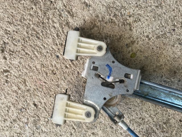 bontott SUZUKI WAGON R PLUS Bal első Ablakemelő Szerkezet (Mechanikus)