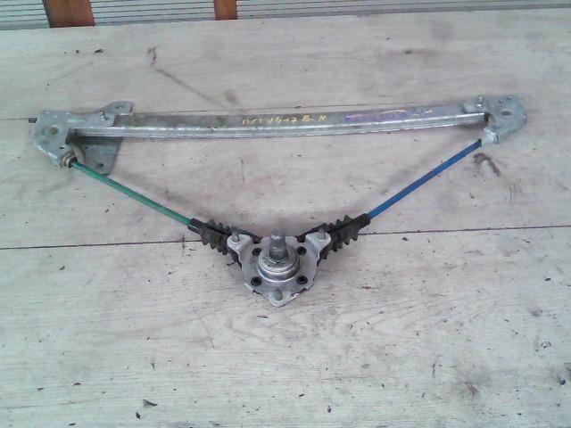 bontott SUZUKI WAGON R PLUS Bal első Ablakemelő Szerkezet (Mechanikus)