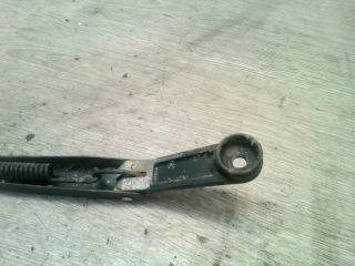 bontott SUZUKI WAGON R PLUS Bal első Ablaktörlő Kar