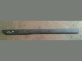 bontott SUZUKI WAGON R PLUS Bal első Ajtó Díszléc