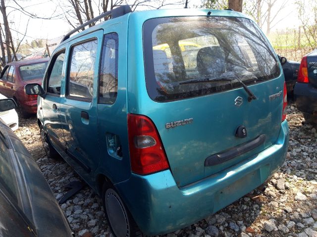 bontott SUZUKI WAGON R PLUS Bal első Ajtó (Részeivel)