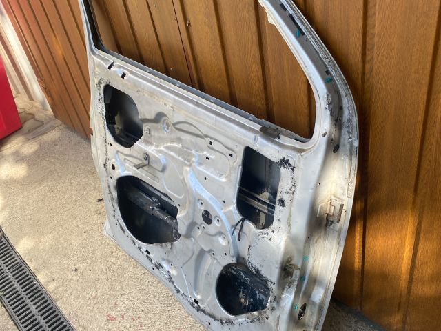 bontott SUZUKI WAGON R PLUS Bal első Ajtó (Üres lemez)