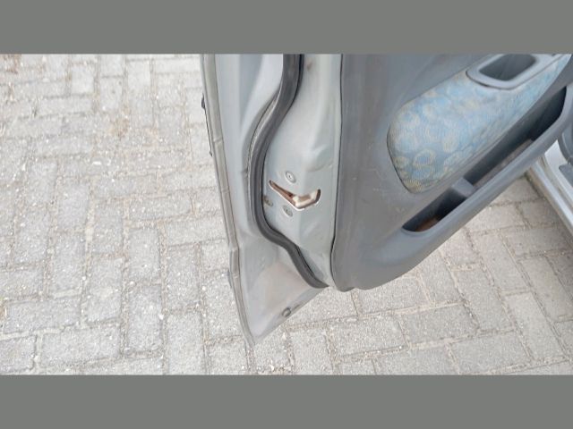 bontott SUZUKI WAGON R PLUS Bal első Ajtó (Üres lemez)