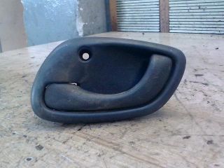 bontott SUZUKI WAGON R PLUS Bal első Belső Kilincs