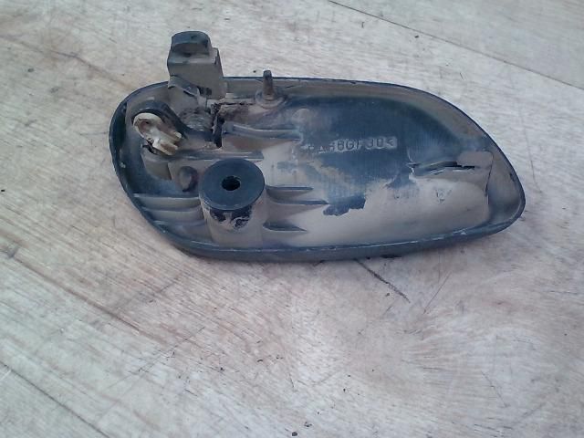 bontott SUZUKI WAGON R PLUS Bal első Belső Kilincs