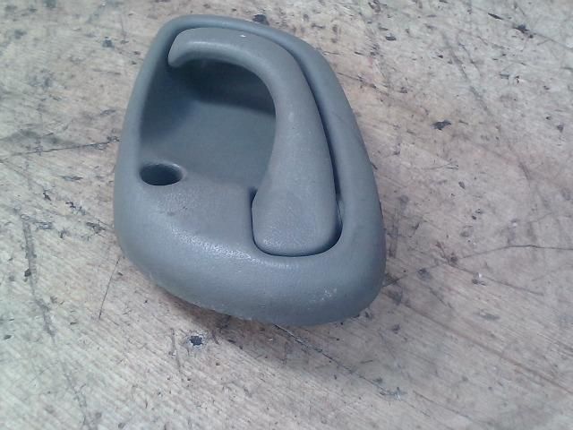 bontott SUZUKI WAGON R PLUS Bal első Belső Kilincs