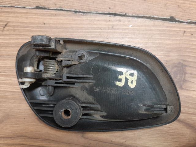 bontott SUZUKI WAGON R PLUS Bal első Belső Kilincs