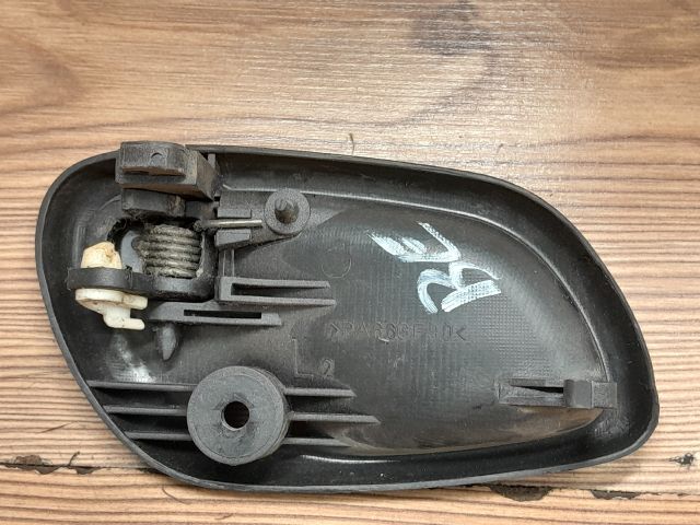 bontott SUZUKI WAGON R PLUS Bal első Belső Kilincs