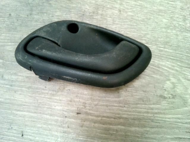 bontott SUZUKI WAGON R PLUS Bal első Belső Kilincs