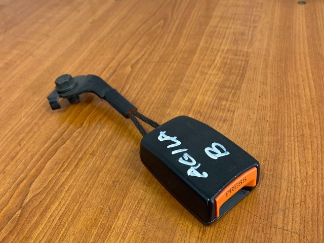 bontott SUZUKI WAGON R PLUS Bal első Biztonsági Öv Csat