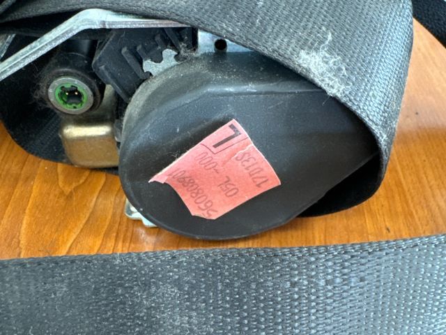 bontott SUZUKI WAGON R PLUS Bal első Biztonsági Öv