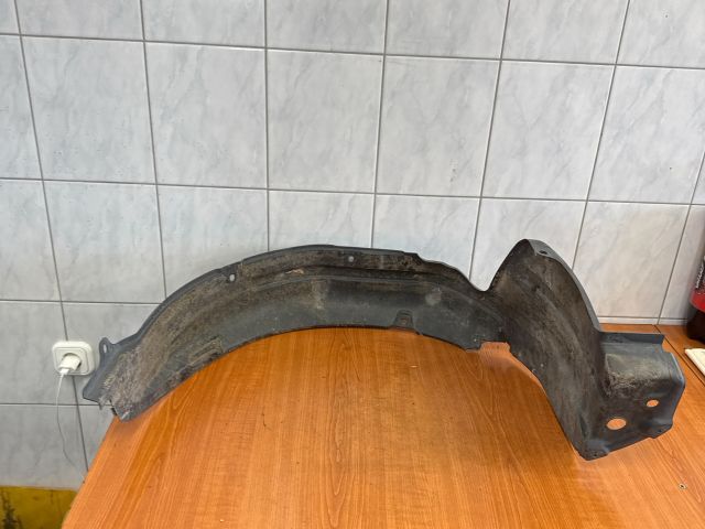 bontott SUZUKI WAGON R PLUS Bal első Dobbetét (Kerékjárati, Műanyag)