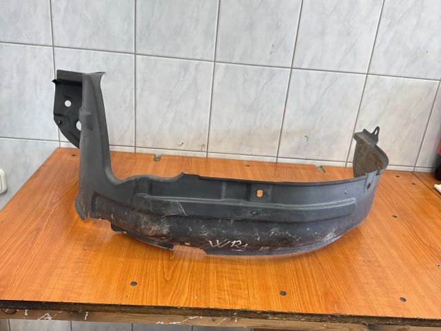 bontott SUZUKI WAGON R PLUS Bal első Dobbetét (Kerékjárati, Műanyag)