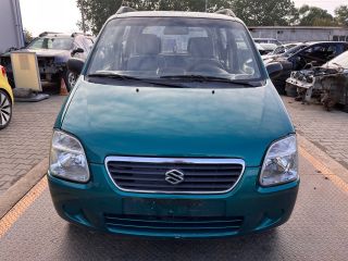 bontott SUZUKI WAGON R PLUS Bal első Dobbetét (Kerékjárati, Műanyag)