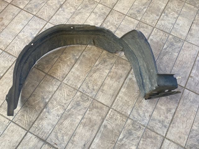 bontott SUZUKI WAGON R PLUS Bal első Első Dobbetét (Kerékjárati, Műanyag)