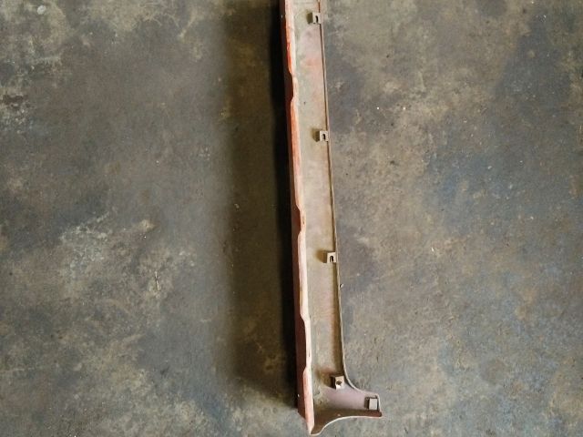 bontott SUZUKI WAGON R PLUS Bal első Küszöb Díszléc