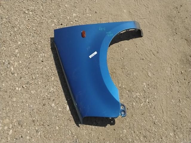 bontott SUZUKI WAGON R PLUS Bal első Sárvédő