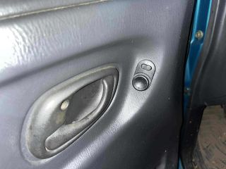 bontott SUZUKI WAGON R PLUS Bal első Ülés