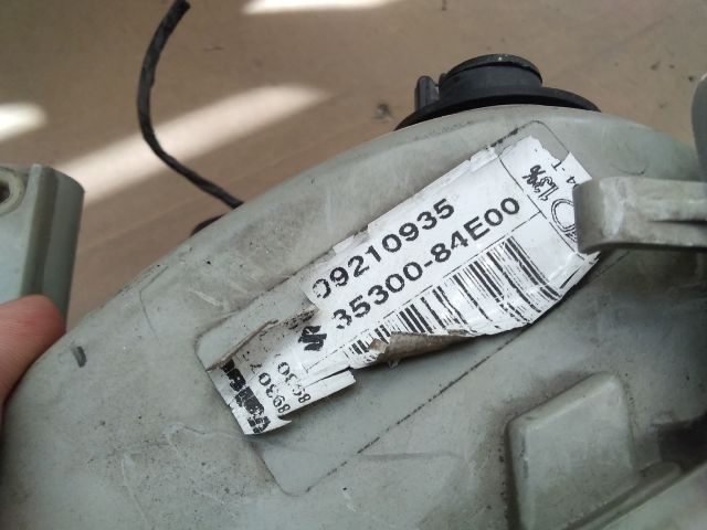 bontott SUZUKI WAGON R PLUS Bal Fényszóró