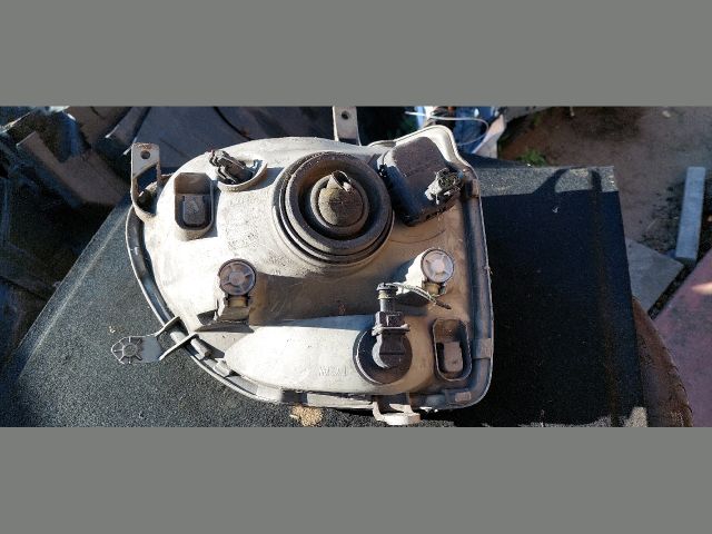 bontott SUZUKI WAGON R PLUS Bal Fényszóró