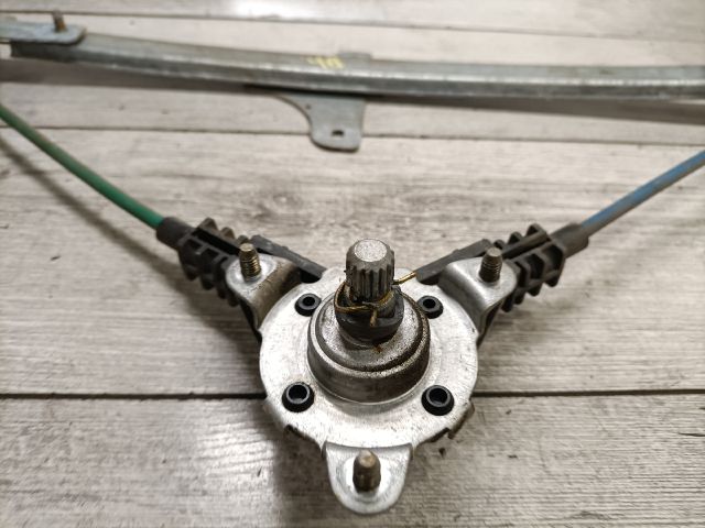 bontott SUZUKI WAGON R PLUS Bal hátsó Ablakemelő Szerkezet (Mechanikus)