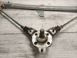 bontott SUZUKI WAGON R PLUS Bal hátsó Ablakemelő Szerkezet (Mechanikus)