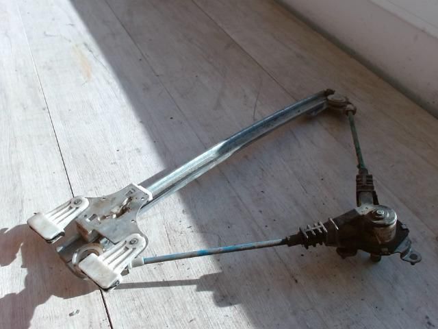 bontott SUZUKI WAGON R PLUS Bal hátsó Ablakemelő Szerkezet (Mechanikus)
