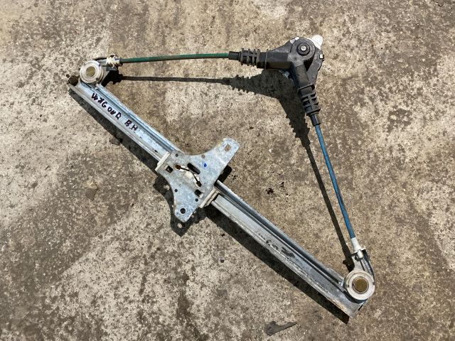 bontott SUZUKI WAGON R PLUS Bal hátsó Ablakemelő Szerkezet (Mechanikus)