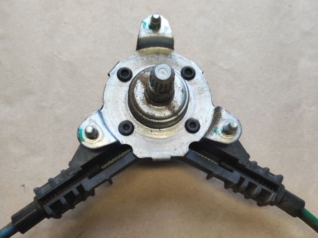 bontott SUZUKI WAGON R PLUS Bal hátsó Ablakemelő Szerkezet (Mechanikus)