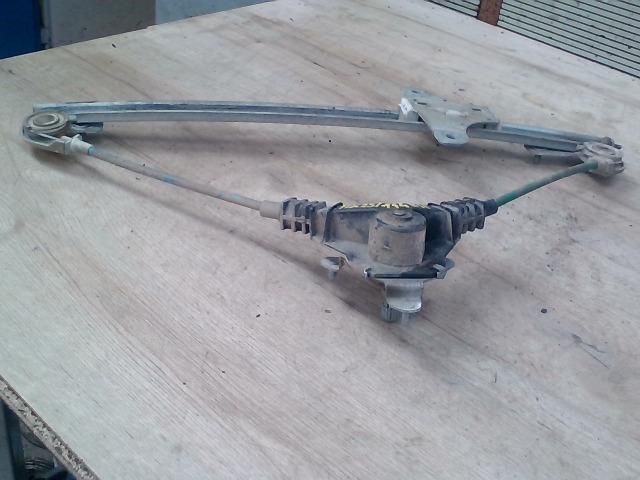 bontott SUZUKI WAGON R PLUS Bal hátsó Ablakemelő Szerkezet (Mechanikus)