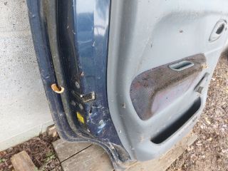 bontott SUZUKI WAGON R PLUS Bal hátsó Ajtó (Részeivel)