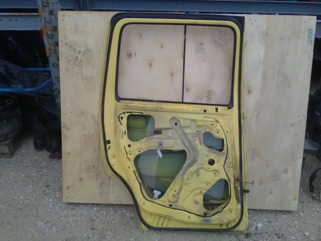 bontott SUZUKI WAGON R PLUS Bal hátsó Ajtó (Üres lemez)