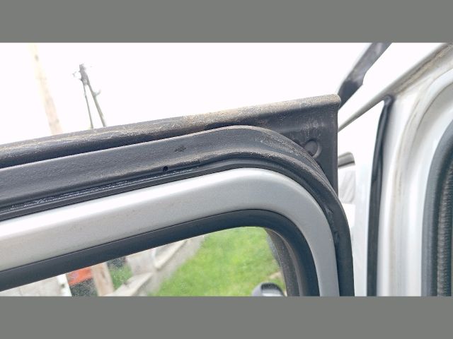 bontott SUZUKI WAGON R PLUS Bal hátsó Ajtó (Üres lemez)