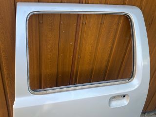 bontott SUZUKI WAGON R PLUS Bal hátsó Ajtó (Üres lemez)