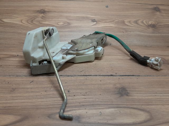 bontott SUZUKI WAGON R PLUS Bal hátsó Ajtózár