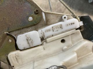 bontott SUZUKI WAGON R PLUS Bal hátsó Ajtózár