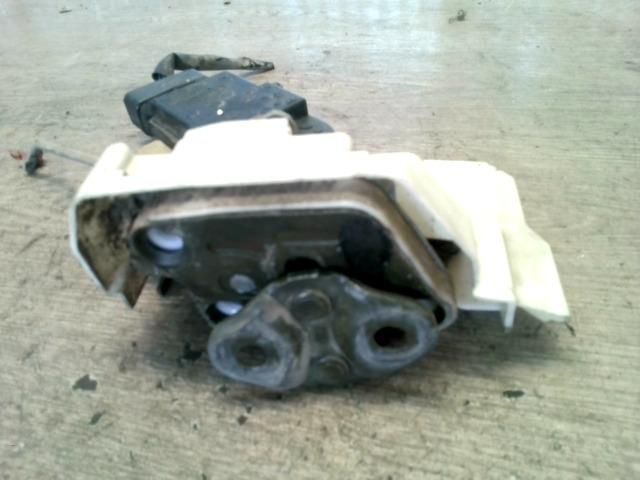 bontott SUZUKI WAGON R PLUS Bal hátsó Ajtózár