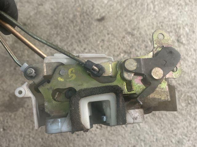 bontott SUZUKI WAGON R PLUS Bal hátsó Ajtózár