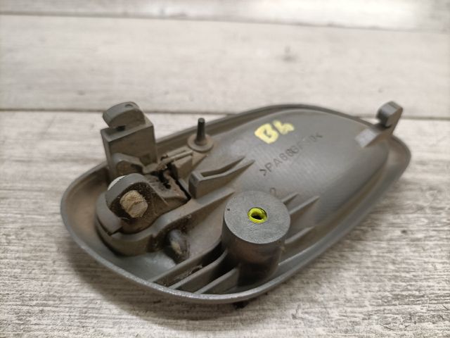 bontott SUZUKI WAGON R PLUS Bal hátsó Belső Kilincs